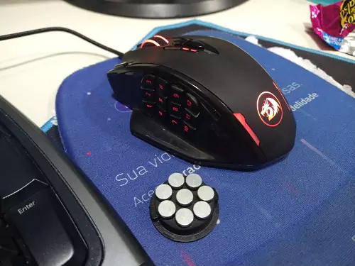 Foto de teste Reddragon M908